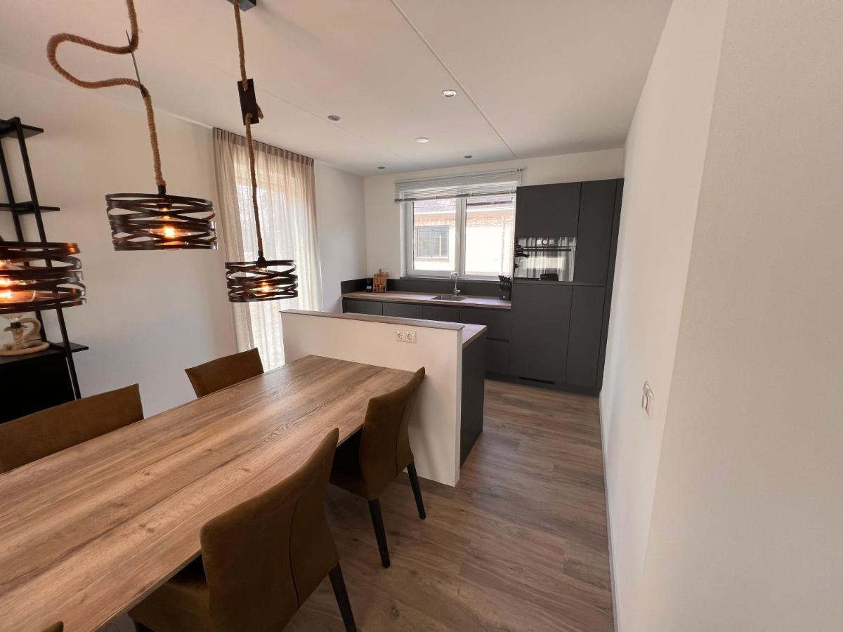 דה בורג Luxe Villa Op Vakantiepark De Koorn-Aar מראה חיצוני תמונה